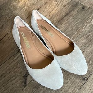 Audrey Brooke Flats Size 9